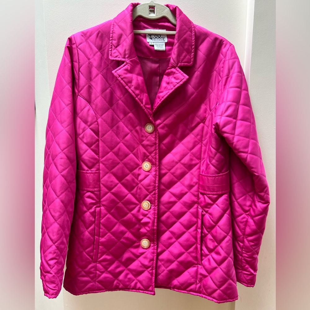 Lilly Pulitzer quilted barn coat in fuchsia. A classic for Spring! Size Medium.